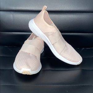 Women’s Sneakers